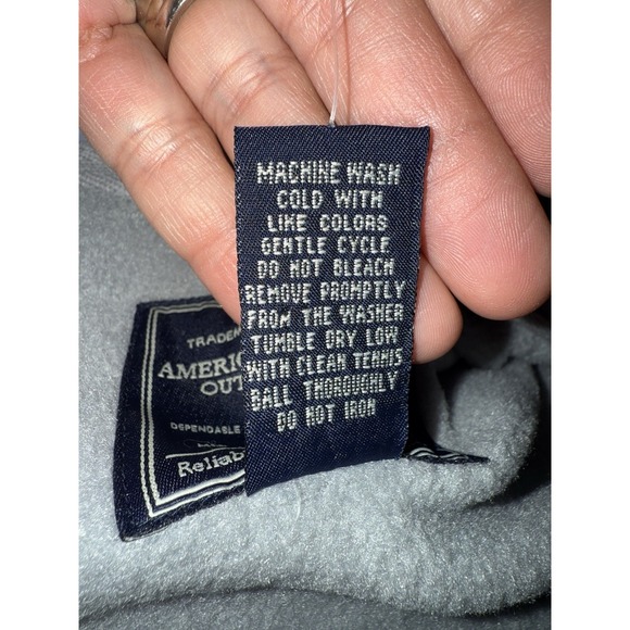 American Eagle NEW Women's M Performance Puffer Jacket Vest Down Filled Gray - Picture 5 of 5